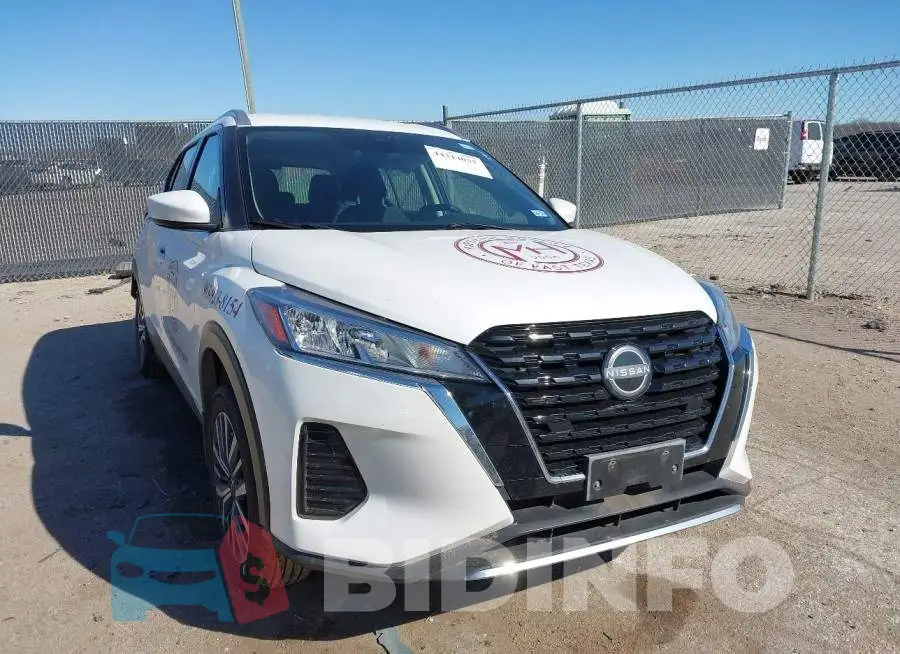 3N1CP5CV5PL537184 Photo# 1