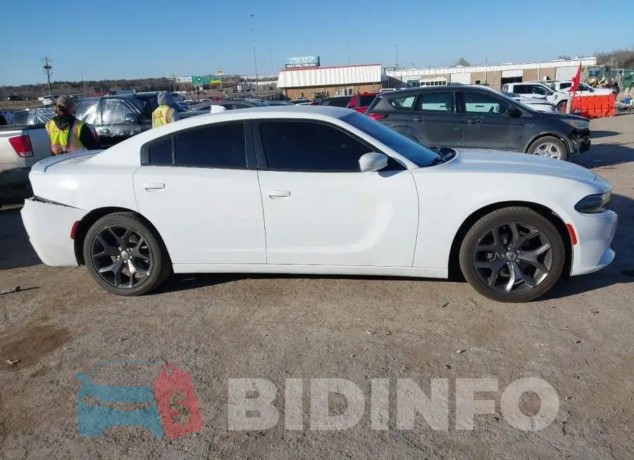 2C3CDXBG3KH588547 Photo# 13