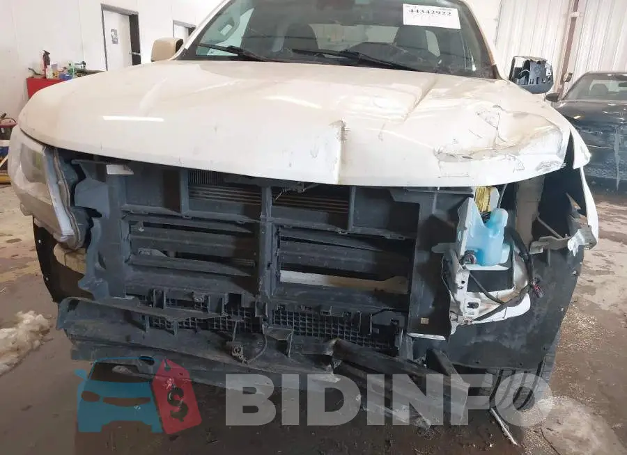 1GCHSCEA9M1257612 Photo# 6