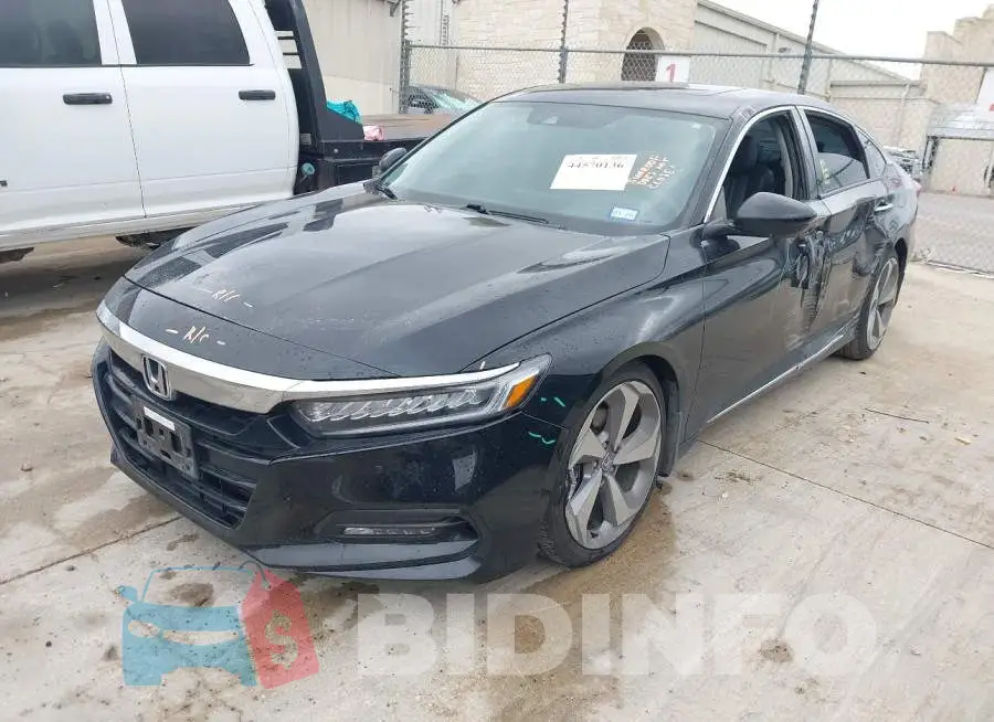 1HGCV2F95JA013016 Photo# 2
