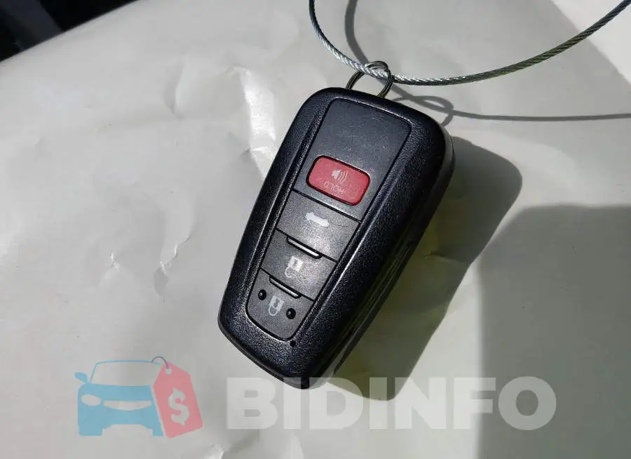 4T1K31AK8MU557173 Photo# 11