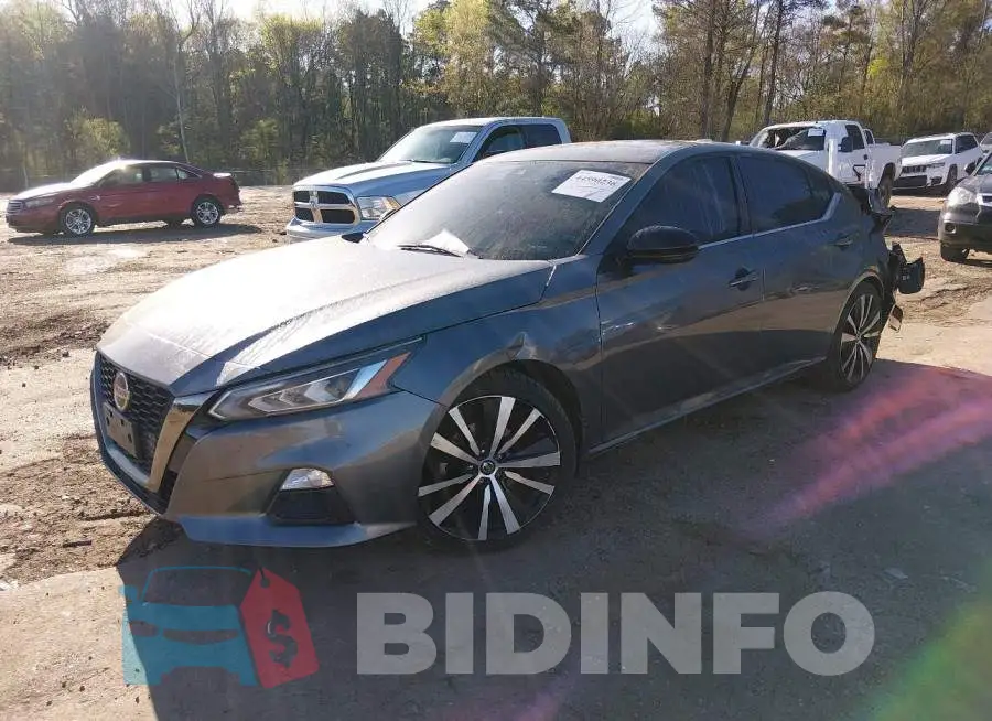 1N4BL4CV9LC272523 Photo# 2