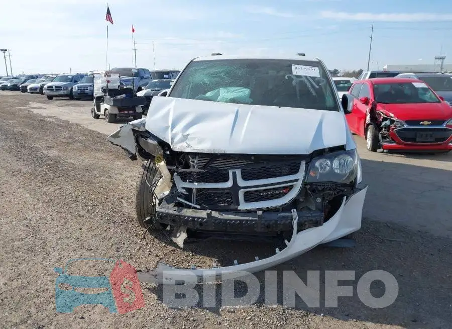 2C4RDGEG8KR709326 Photo# 12