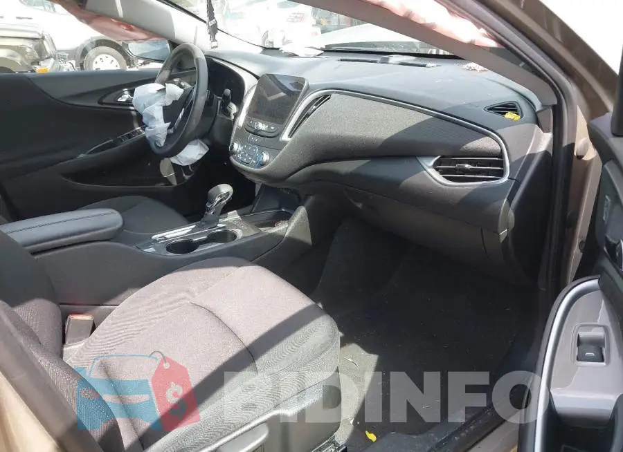 1G1ZD5ST5RF242317 Photo# 5