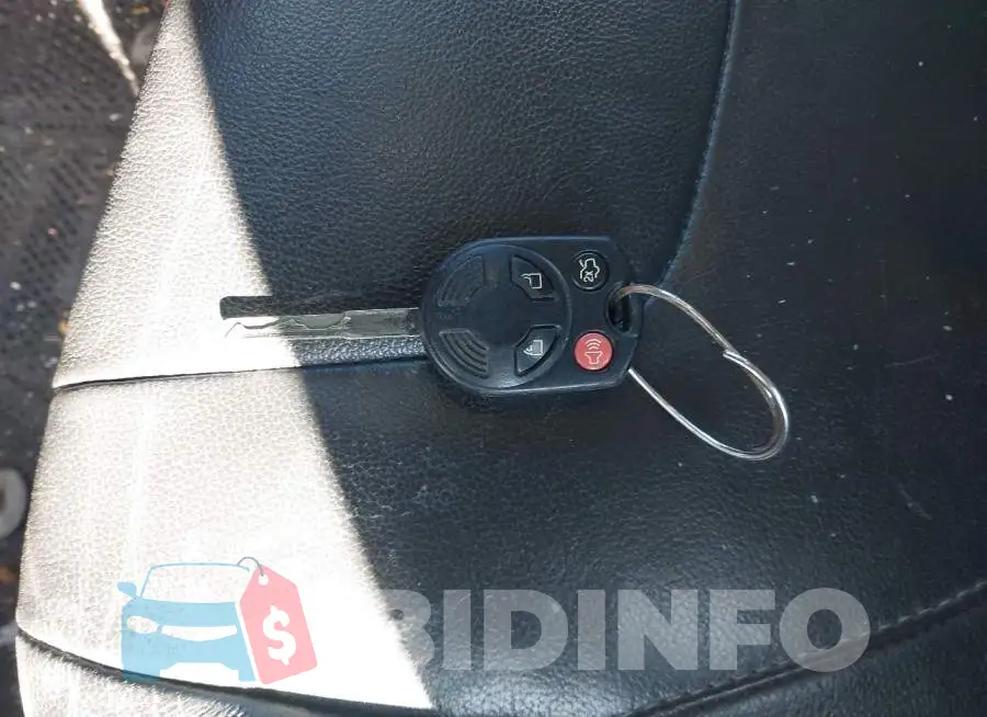 1FADP3F2XGL261741 Photo# 11