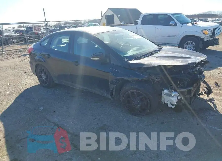 1FADP3F2XGL261741 Photo# 1