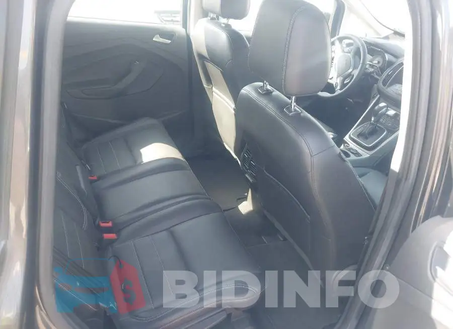 1FADP5CU0GL105919 Photo# 8