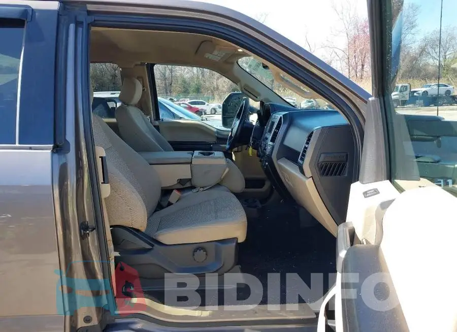 1FTFX1E52JFE74434 Photo# 5
