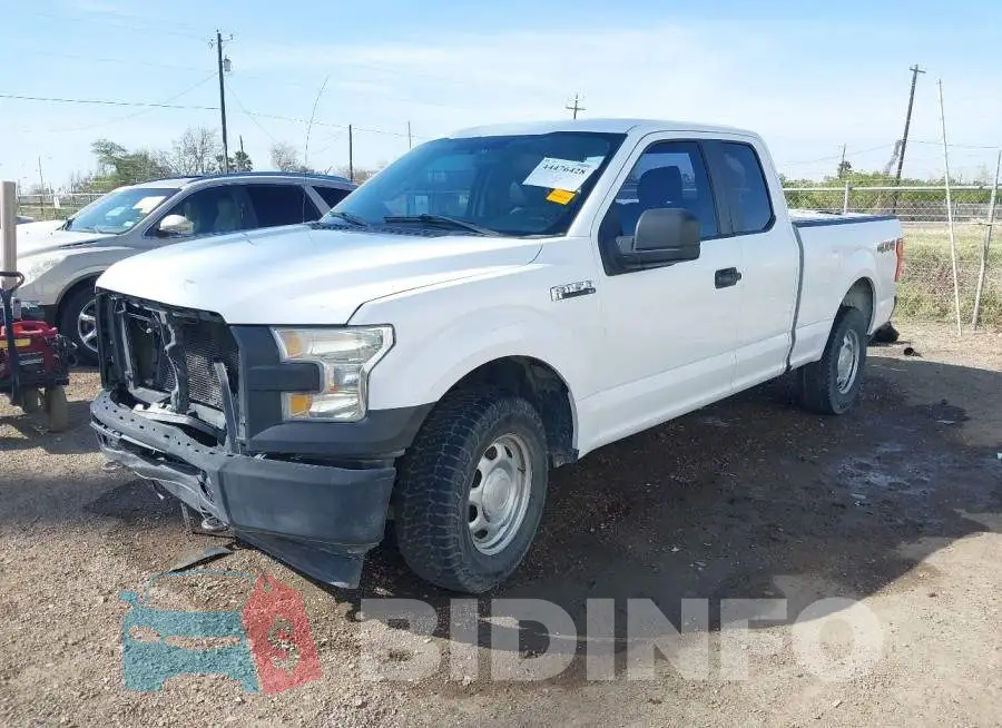 1FTFX1EF7HKC67208 Photo# 2
