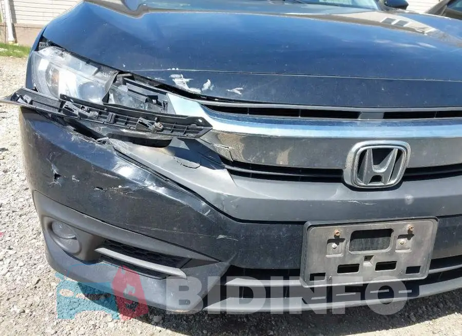 19XFC1E32HE011689 Photo# 6