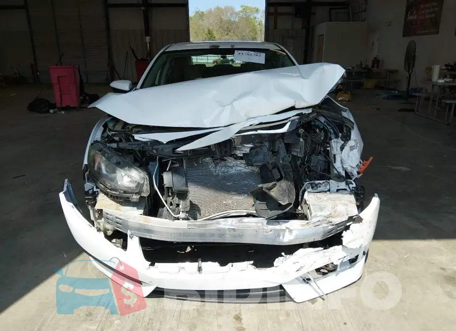 19XFC2F53HE062267 Photo# 13