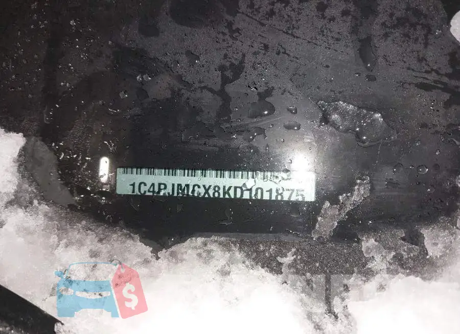 1C4PJMCX8KD101875 Photo# 9