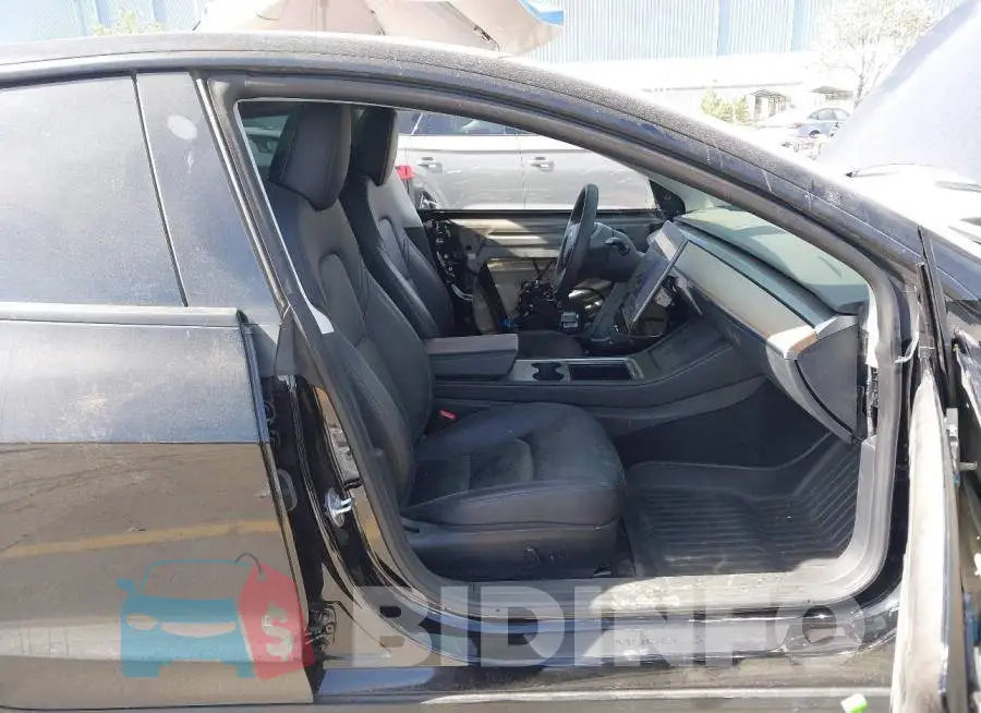 5YJ3E1EC8PF670916 Photo# 5