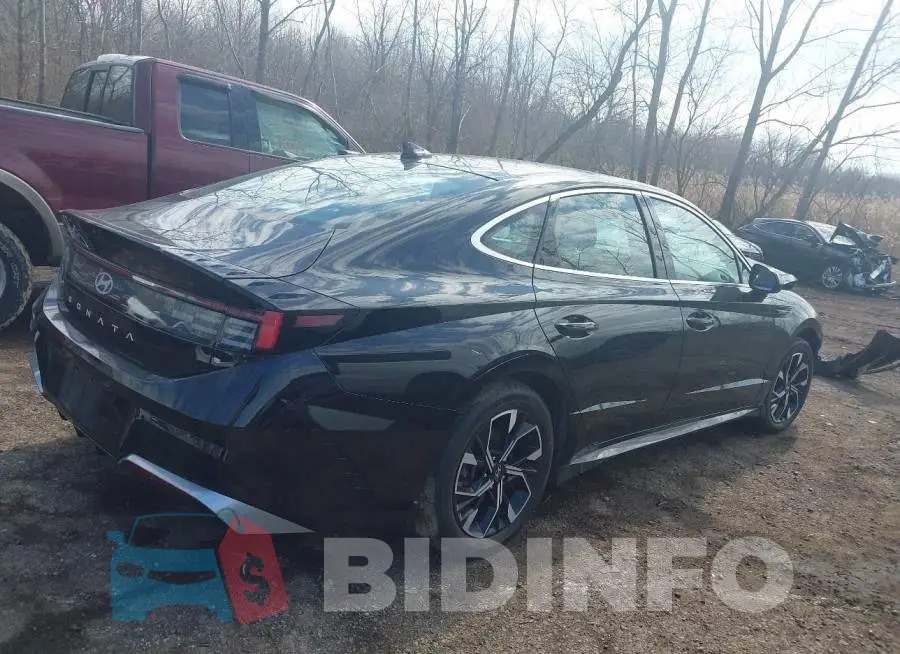 KMHL64JA4RA379954 Photo# 4