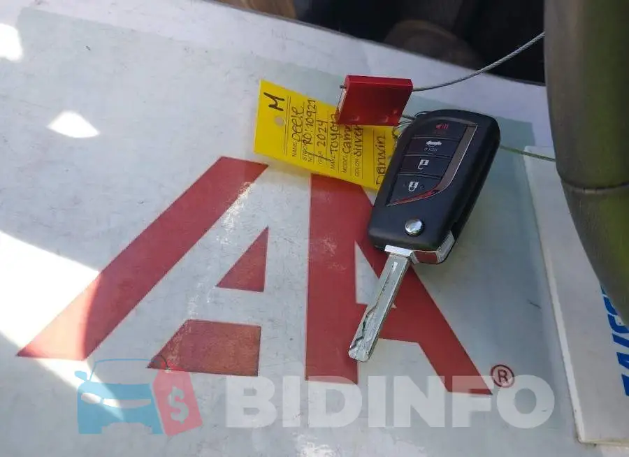 4T1G11AK5RU891731 Photo# 11
