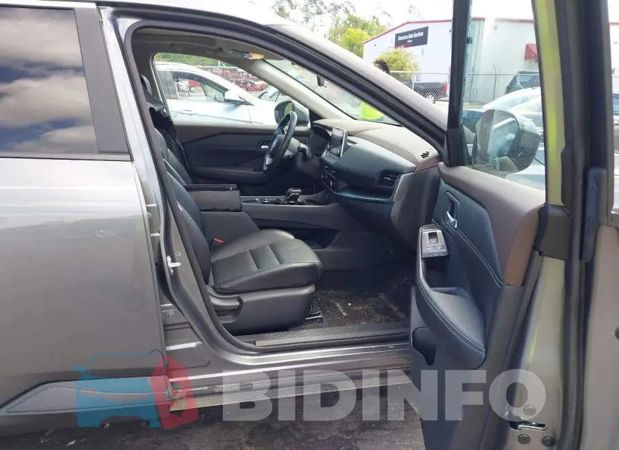 5N1BT3BA5PC914434 Photo# 5