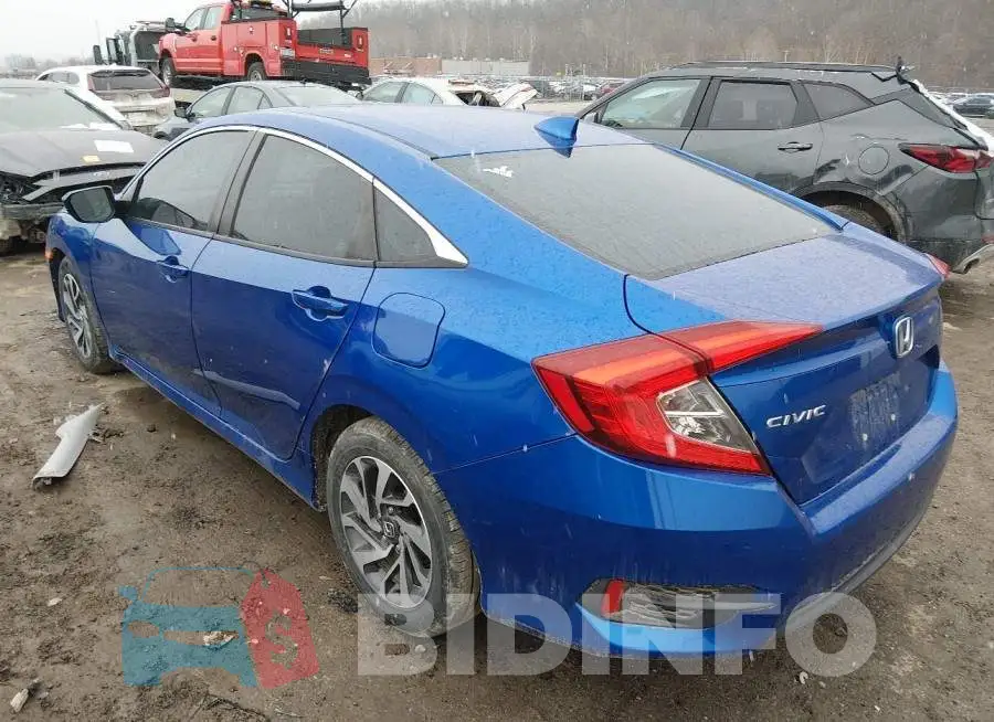 19XFC2F72HE021596 Photo# 3