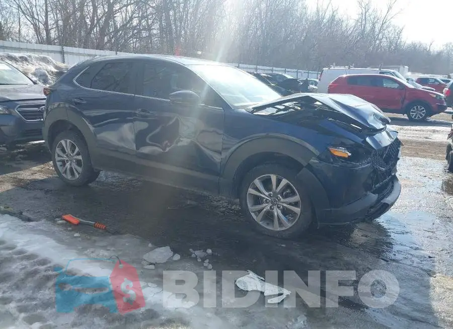 3MVDMBBL4MM238976 Photo# 1