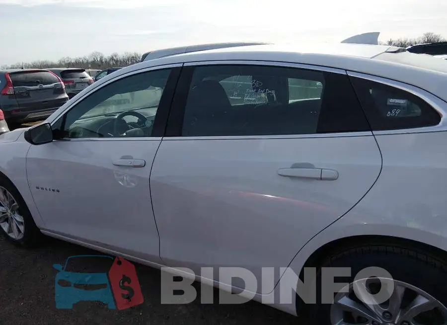 1G1ZD5ST2RF140702 Photo# 14