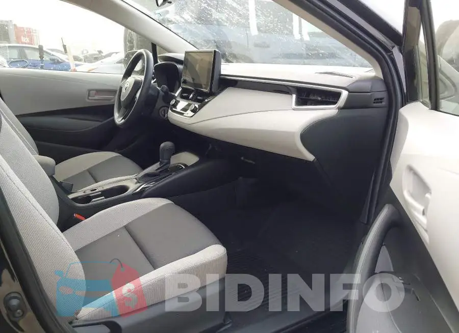 JTDBCMFE1T3128972 Photo# 5