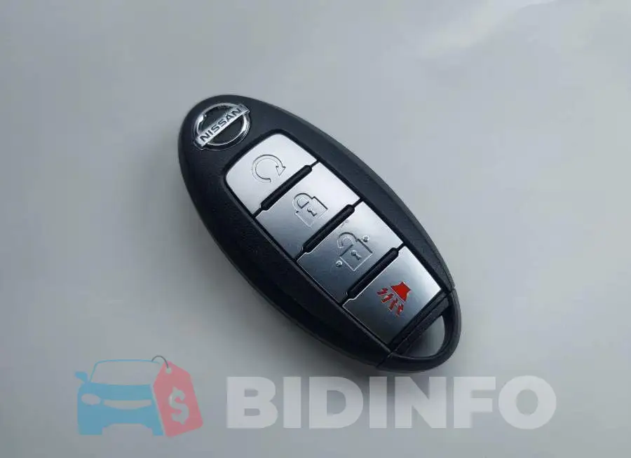 JN1BJ1CP5HW016064 Photo# 11