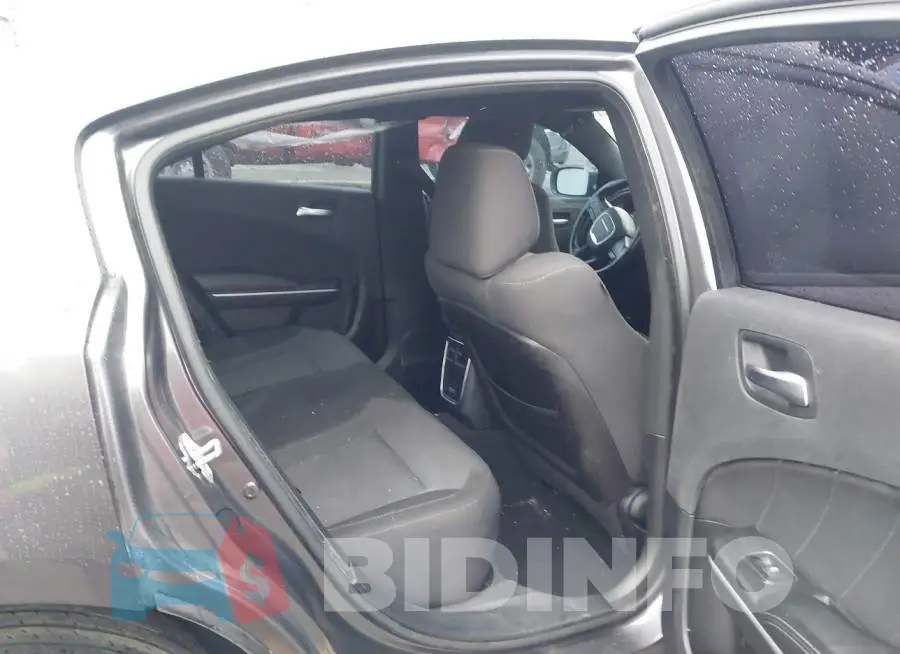 2C3CDXBG3KH711313 Photo# 8