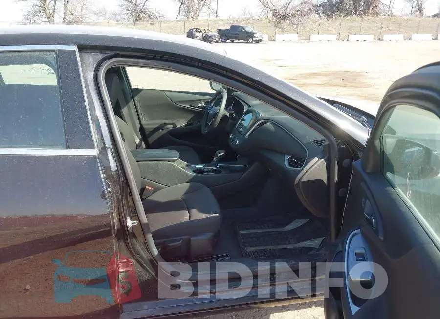 1G1ZD5ST6RF176084 Photo# 5
