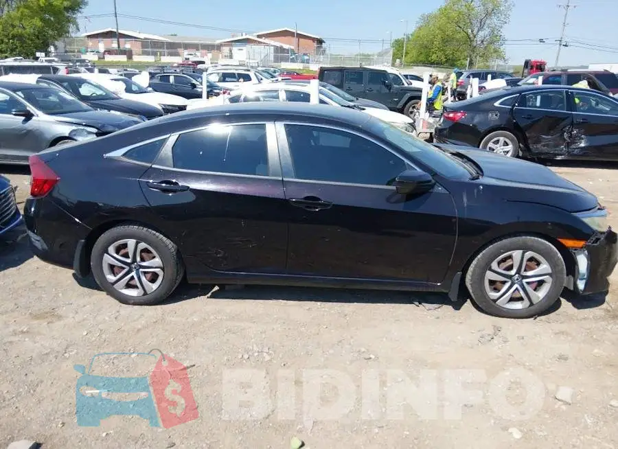 19XFC2F50GE222829 Photo# 13