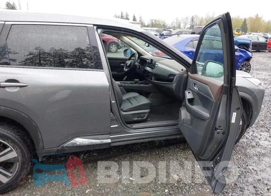 5N1BT3CB4PC798568 Photo# 5