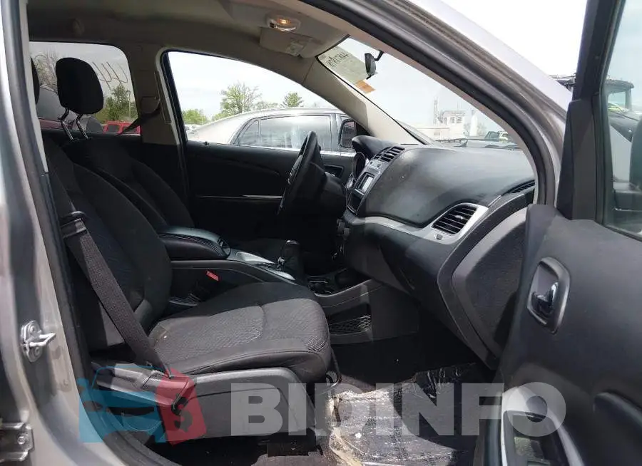3C4PDCAB3HT632994 Photo# 5