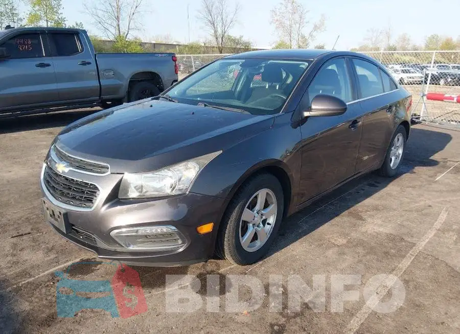 1G1PE5SBXG7120572 Photo# 2