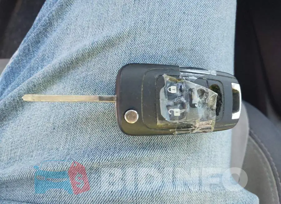 3GNCJLSB7GL180852 Photo# 11