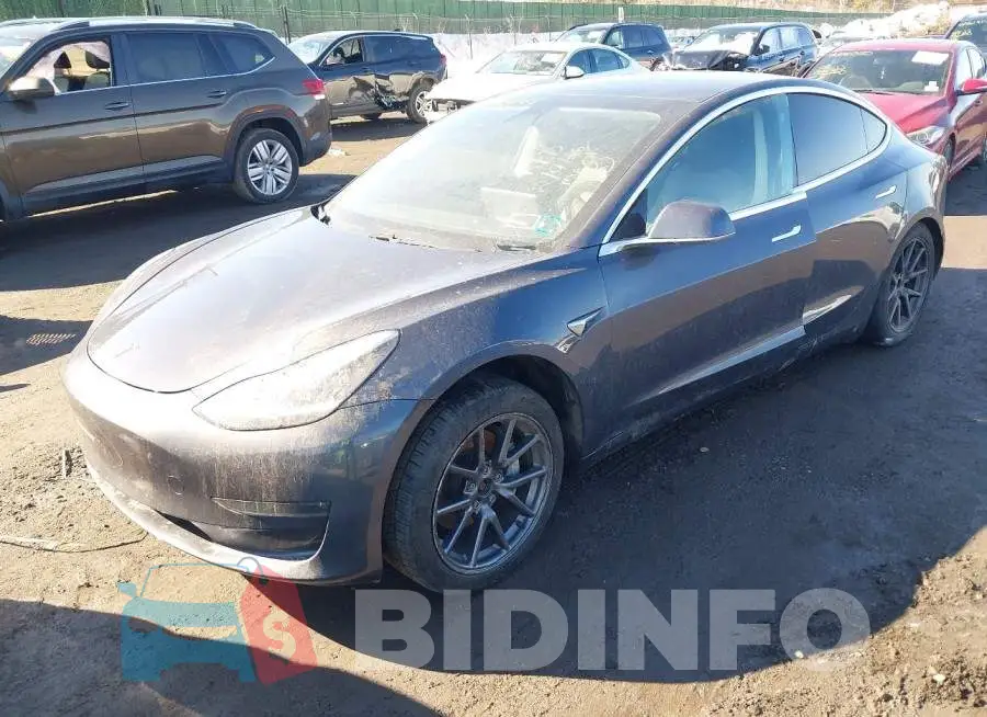 5YJ3E1EB2LF784122 Photo# 2