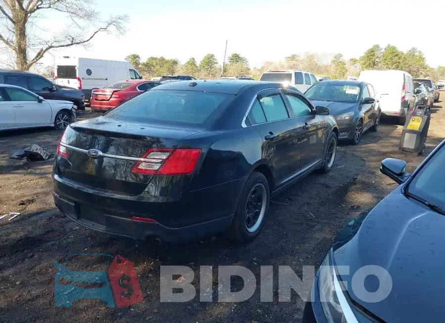 1FAHP2MK5HG122822 Photo# 4