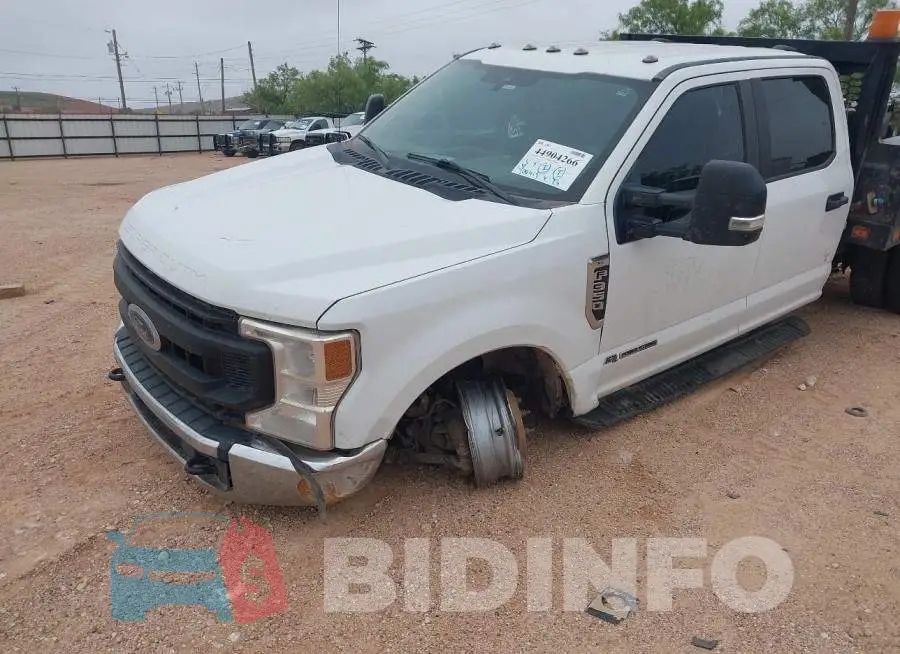 1FD8W3HT2LEE61513 Photo# 11