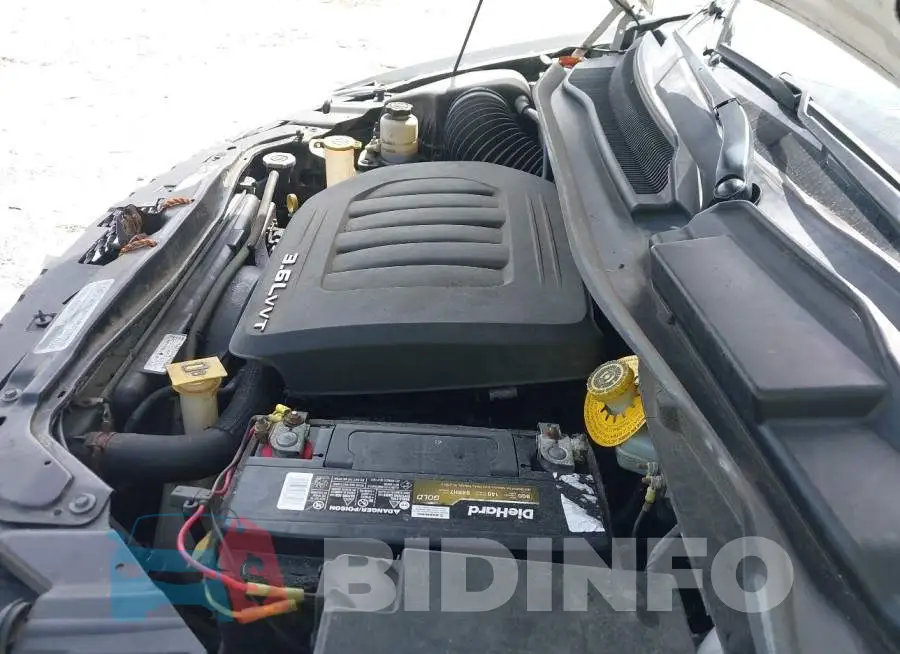 2C4RDGEG5JR281021 Photo# 10