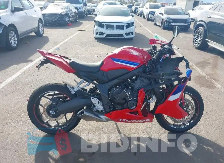 MLHRH1553R5000324 Photo# 13