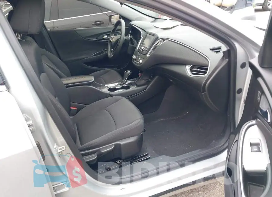 1G1ZD5ST2JF270368 Photo# 5