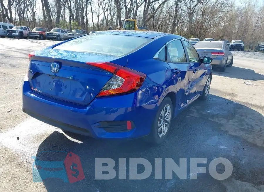 19XFC2F56JE043024 Photo# 4