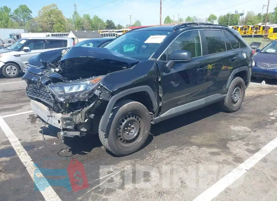 2T3F1RFV8KW026813 Photo# 2