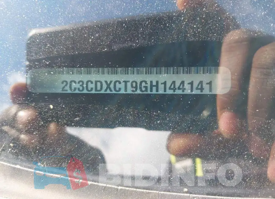 2C3CDXCT9GH144141 Photo# 9