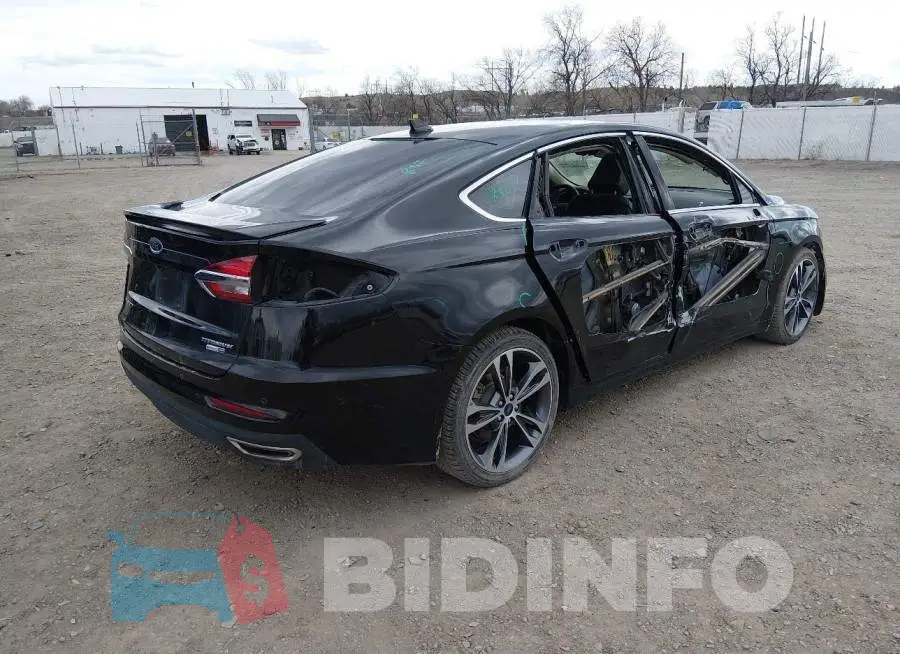 3FA6P0D99LR152013 Photo# 4