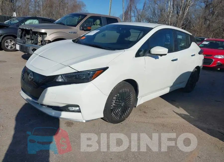 1N4CZ1CV5PC553192 Photo# 2