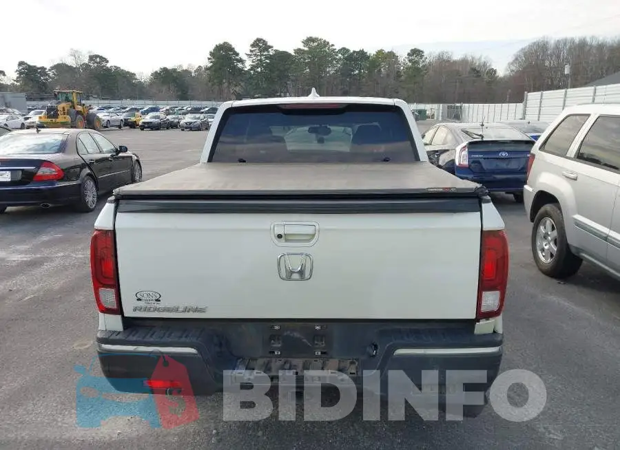 5FPYK2F67HB010162 Photo# 17