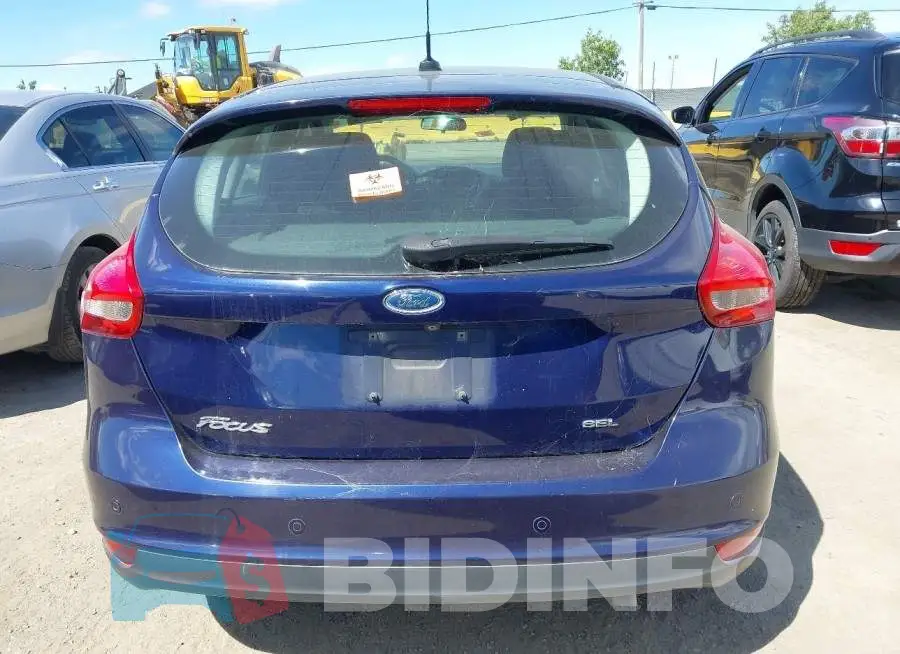 1FADP3M2XHL211524 Photo# 16