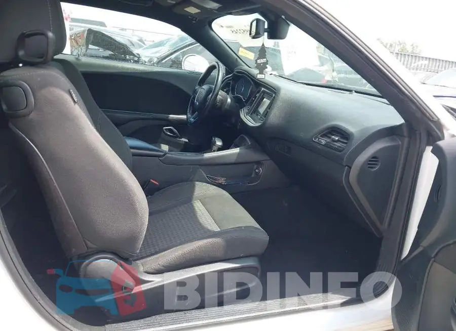 2C3CDZAGXKH687749 Photo# 5