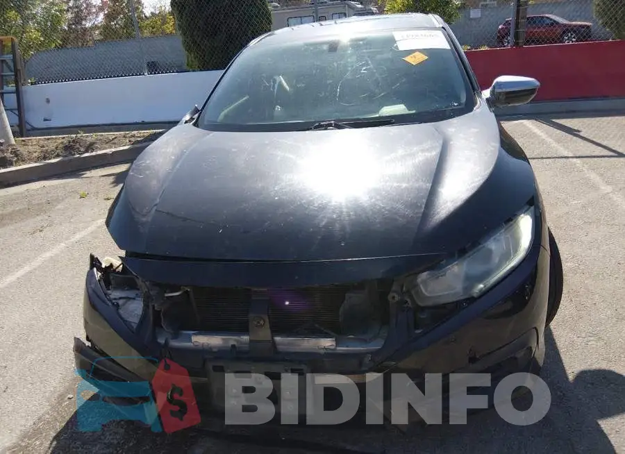 19XFC2F72GE240170 Photo# 12