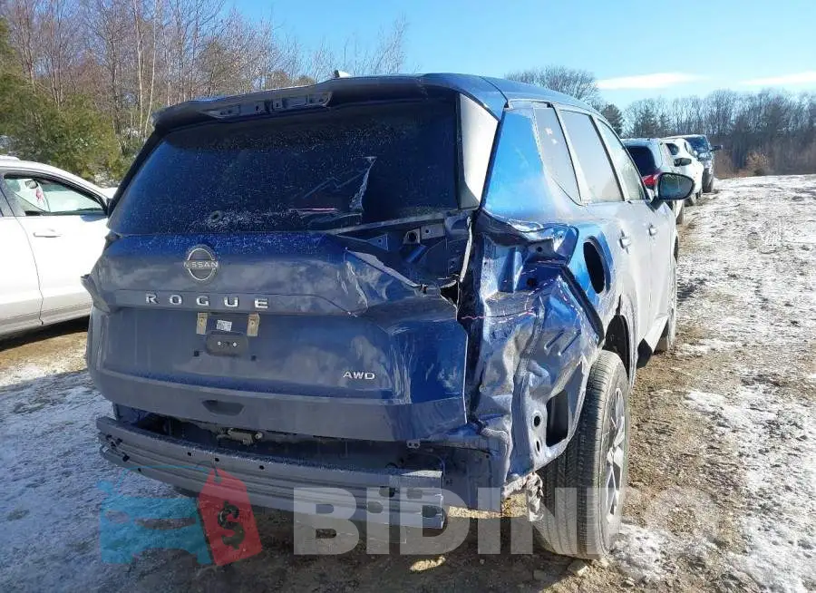 5N1BT3AB2PC743894 Photo# 4