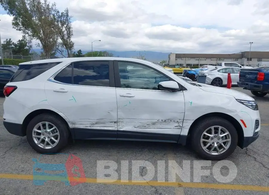 2GNAXTEV8N6110418 Photo# 6