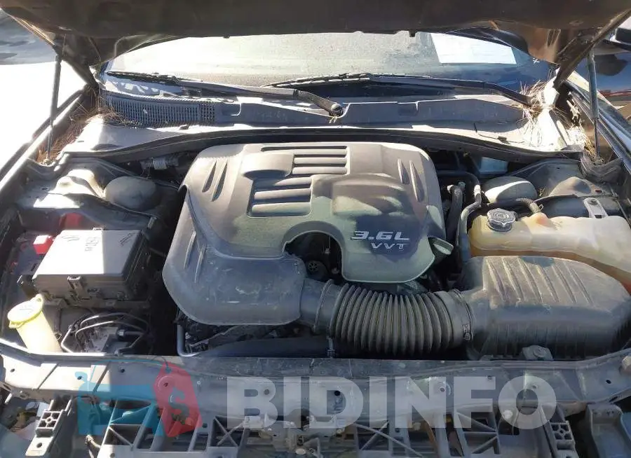 2C3CDXHG5KH693047 Photo# 10